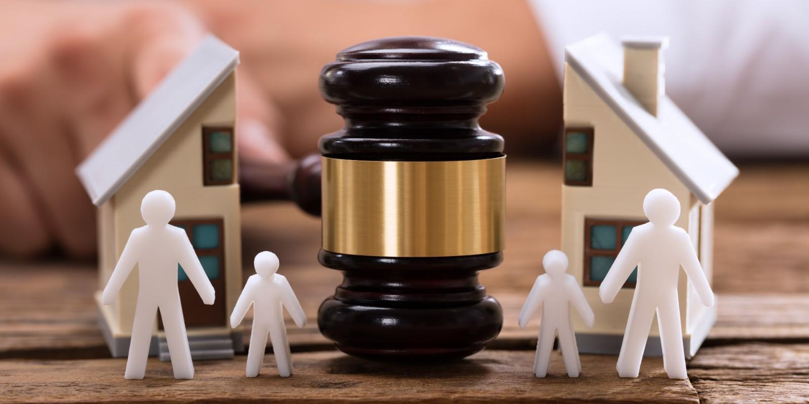Divorcio y la Casa Familiar: Opciones y Consejos