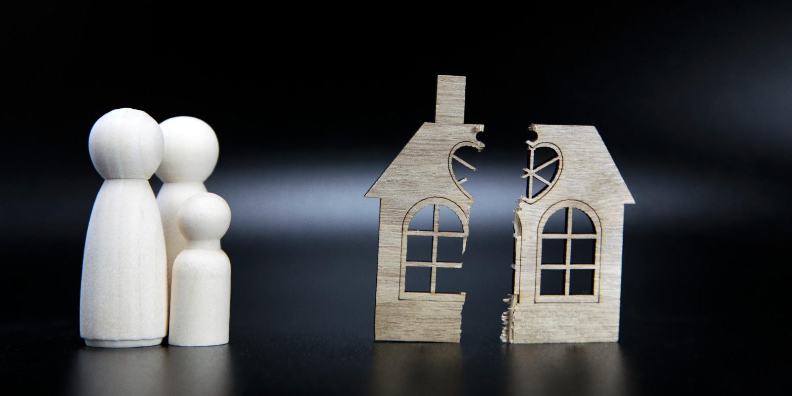 Divorcio y venta de casa: guía práctica en Compostela