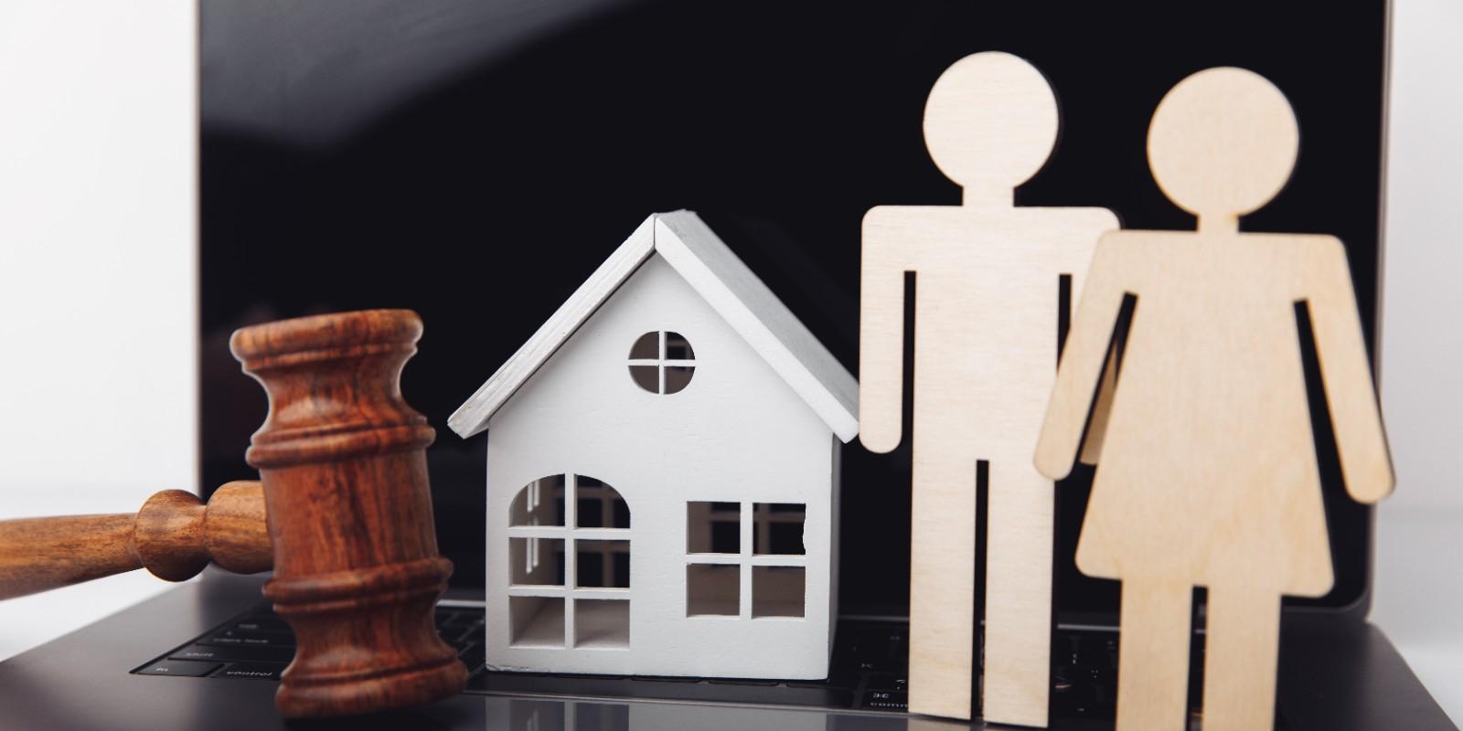 Obligación de vender la casa tras la separación