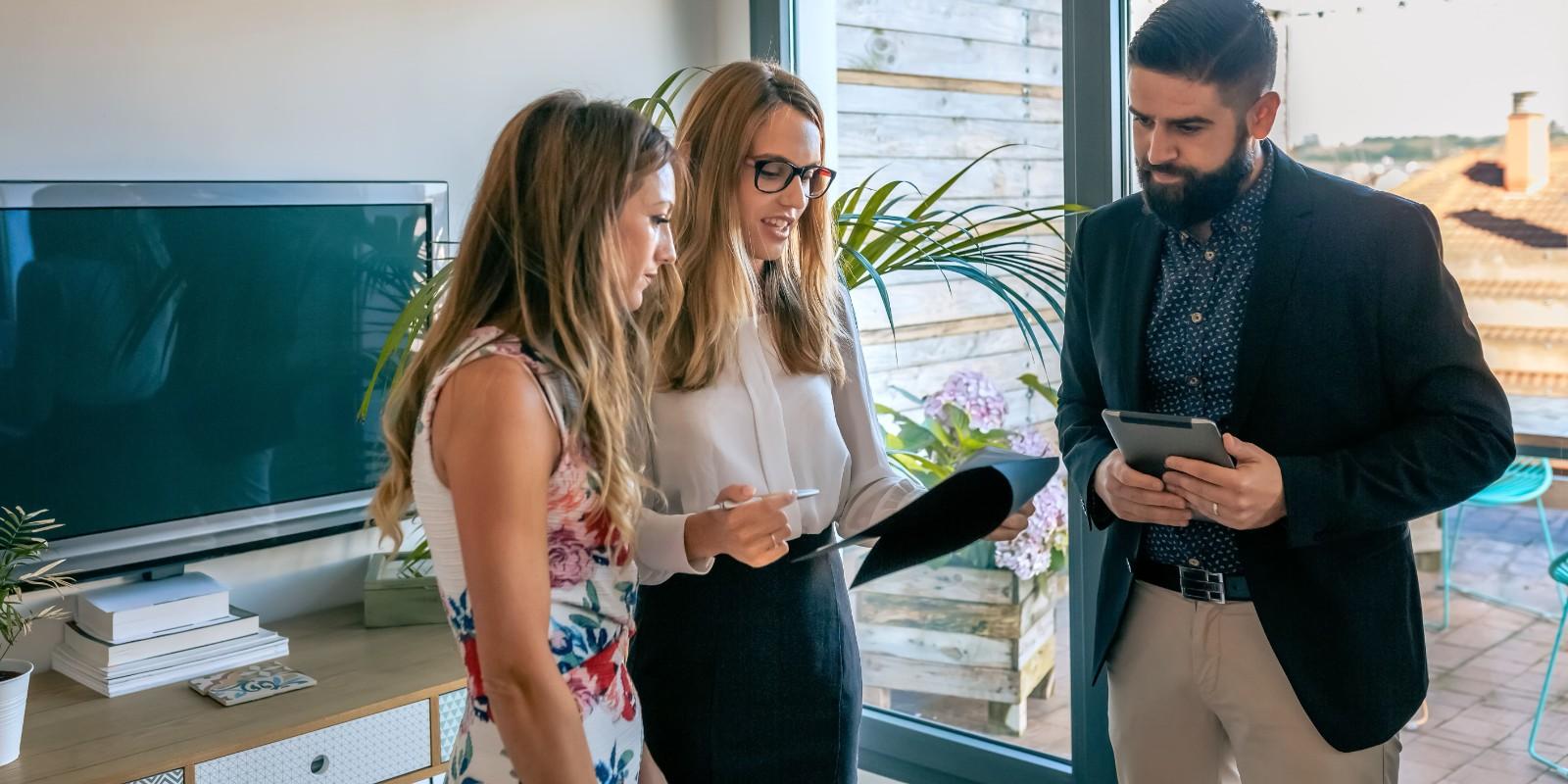 Yenimar López Agencia Inmobiliaria en Santiago de Compostela  - Necesito Comprar una Casa